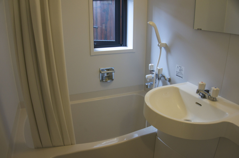 Bathroom 3, Munetada House, Kyoto