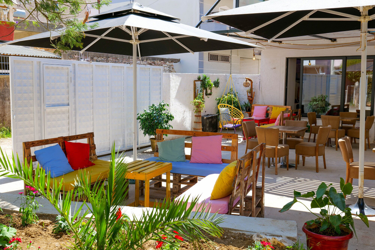 Food & Drinks 5, Eden Hotel, Sarandës
