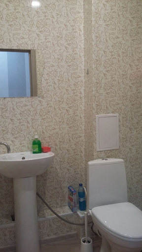 Bathroom, Musina 7, Vysokogorskiy rayon