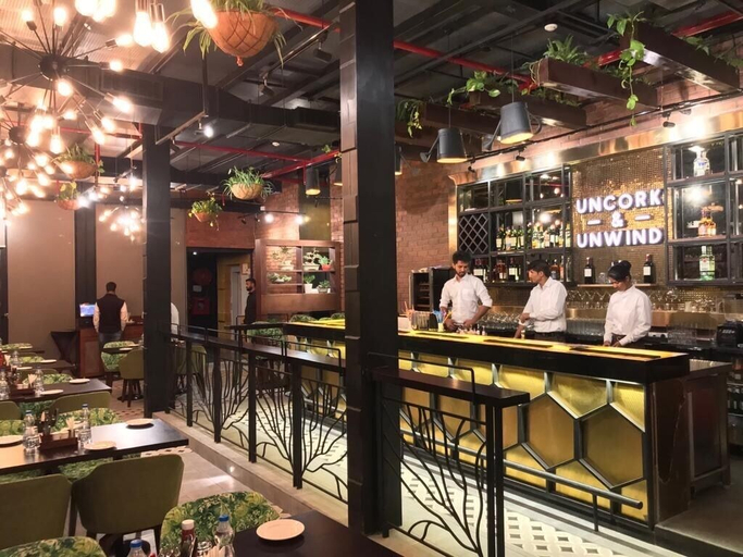 Food & Drinks 5, Hotel Kings Corner, Jaipur