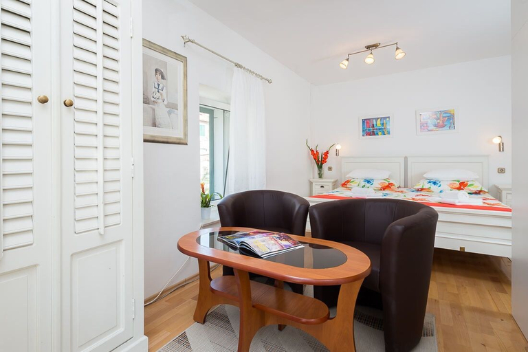 Others 5, Apartments Sunce, Split