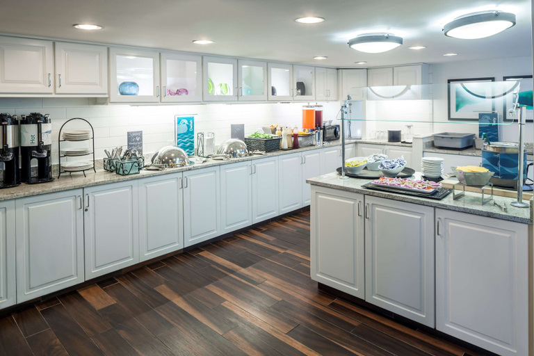 Food & Drinks 5, Homewood Suites by Hilton Chattanooga - Hamilton Place, Hamilton
