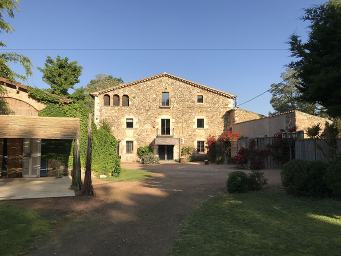 Exterior & Views 2, Hotel Mas Carreras 1846, Girona
