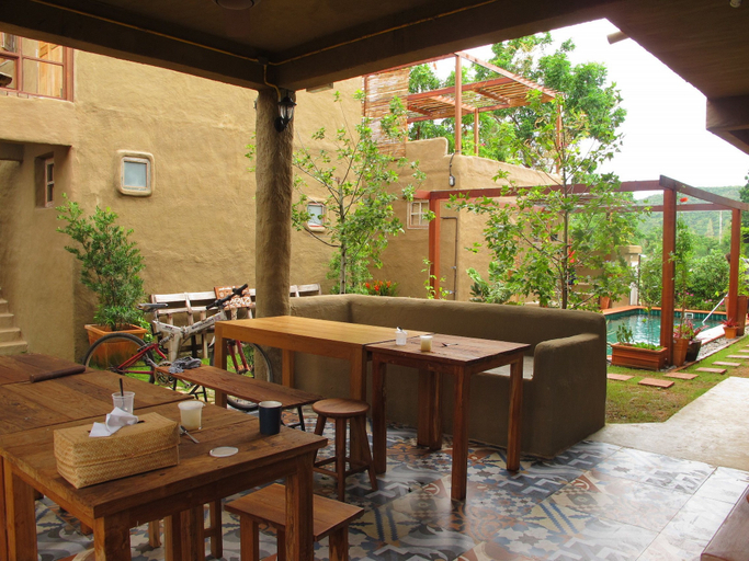 Food & Drinks 5, Pranberry Earth, Pran Buri