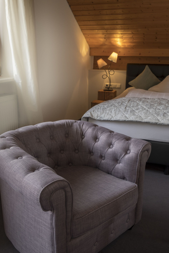Bedroom 4, Garten Hotel Salzach Garni, Altötting