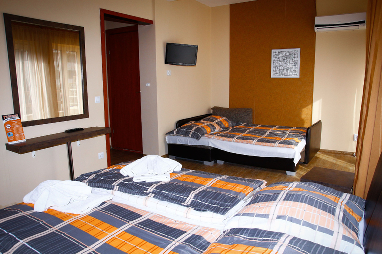 Bedroom 2, Princess Apartman, Siófok