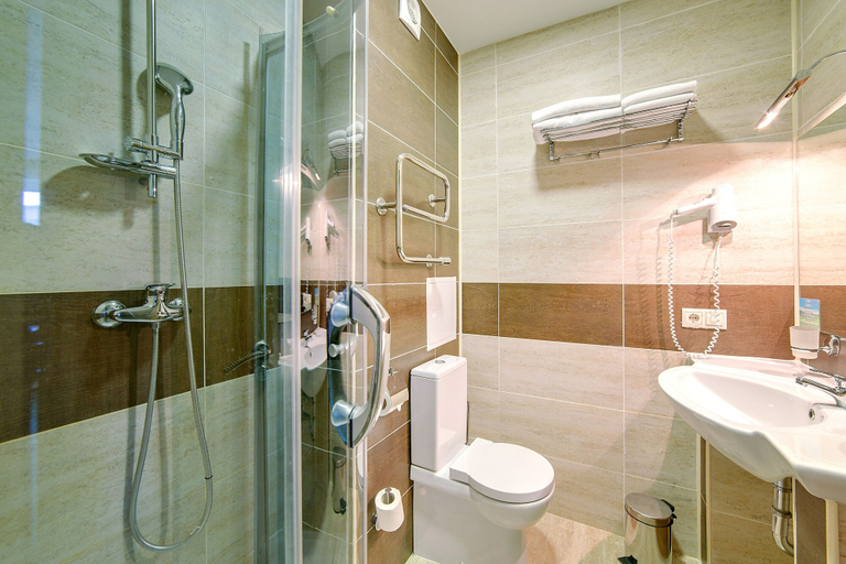 Bathroom 5, Yahonty Tarusa, Zhukovskiy rayon