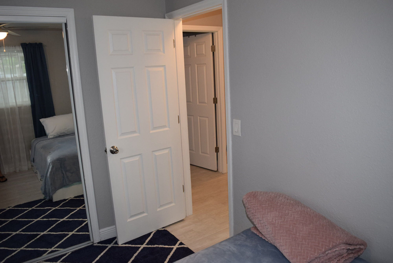 Bedroom 3, Rustic Way, Martin