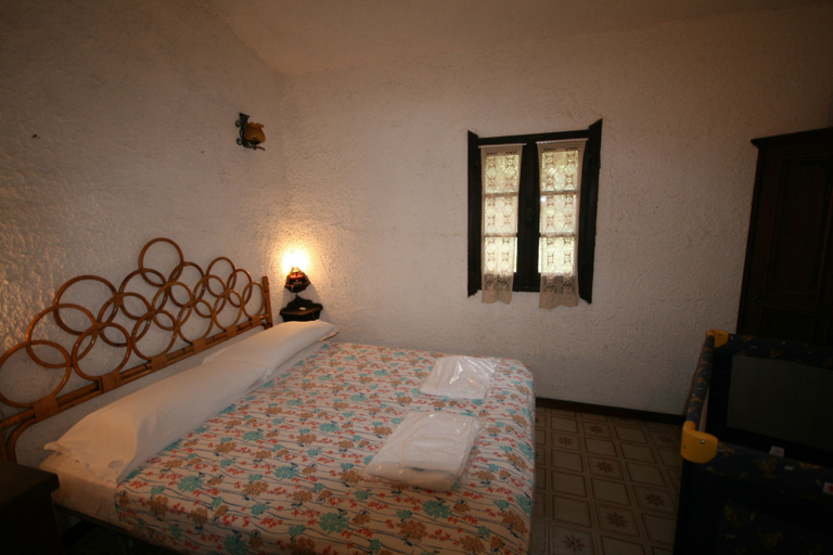 Bedroom 2, Villa Scarabeo, Cagliari