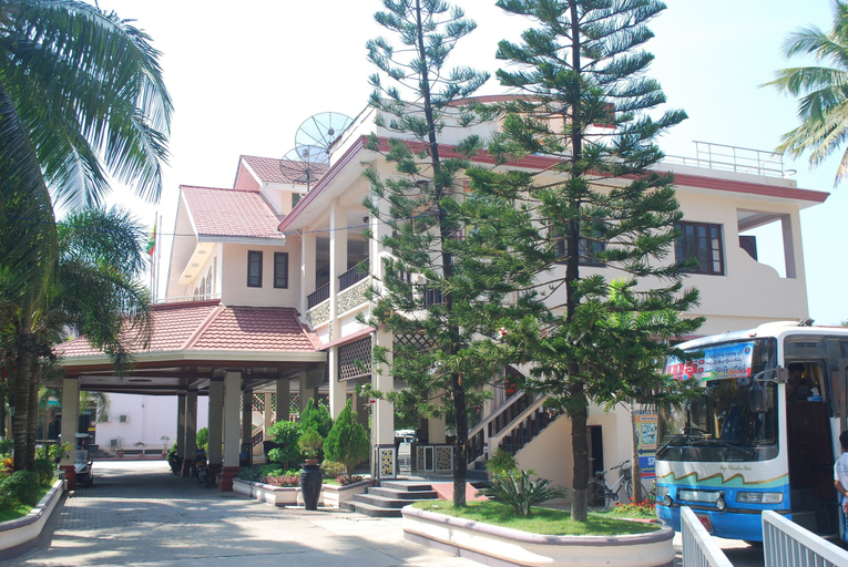 Exterior & Views 2, Golden Beach Resort Hotel, Bassein