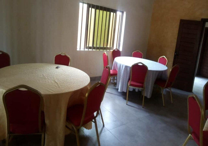 Food & Drinks 4, Hôtel Saint Louis, Cotonou