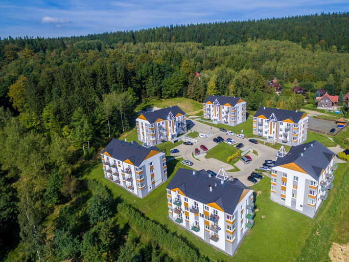 Exterior & Views, RentPlanet - Apartament Cicha 4, Lubań