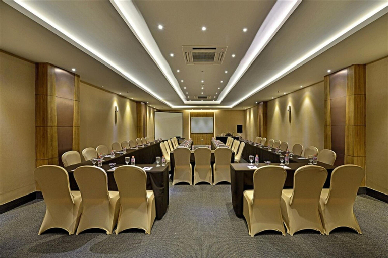 Business Facilities