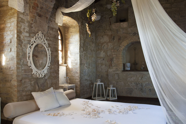 Bedroom 4, B&B La Torre - Fattoria di Larniano, Siena