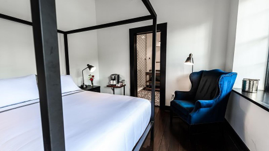 Bedroom 3, Hotel Giles, Kendall