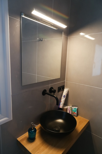 Bathroom 3, Triple A - Evripidou 36, Attica
