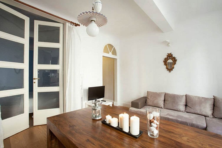 Others 5, Carmine Suite, Florence