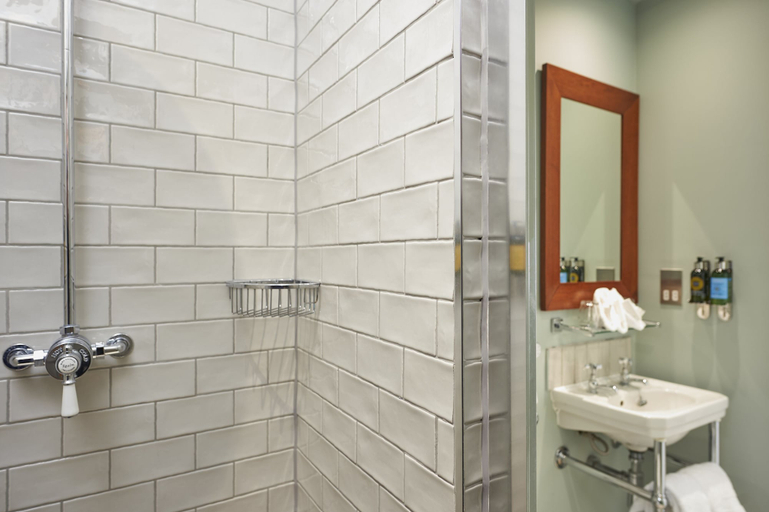 Bathroom 4, Hotel du Vin & Bistro Winchester, Hampshire