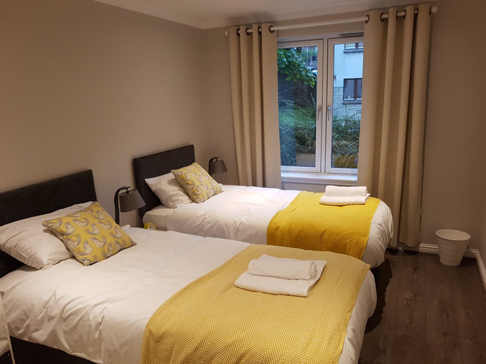 Bedroom 3, First St John's Hill Apartment 2, Edinburgh