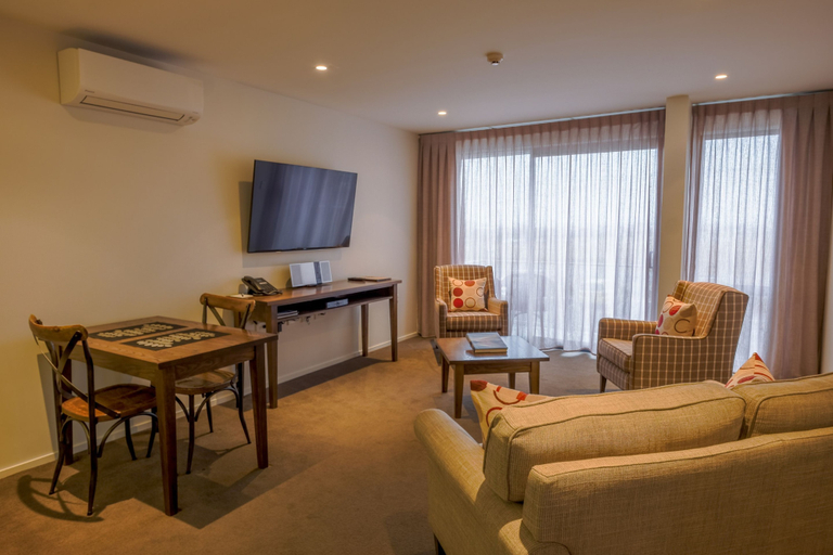 Others 5, West Meadows Motel, Queenstown-Lakes