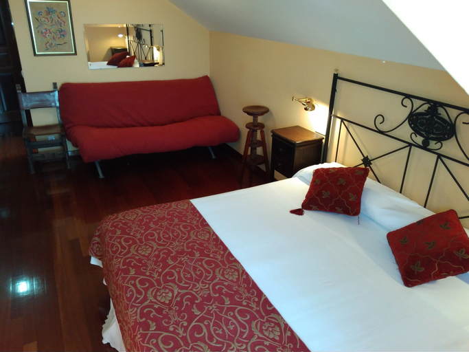 Bedroom 2, Casa Rural A Rega, Pontevedra