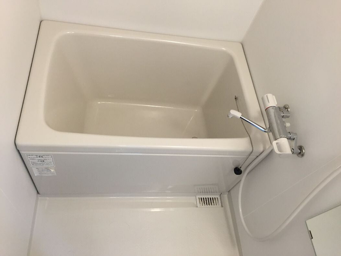 Bathroom 3, Dome 2, Osaka