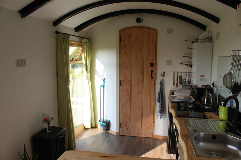 Bedroom 2, Greenacres Self Catering Railway Wagon-Glamping, Dorset