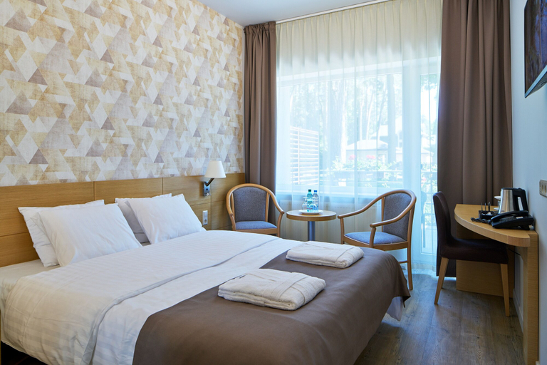 Bedroom 3, Amber Sea Hotel, Riga
