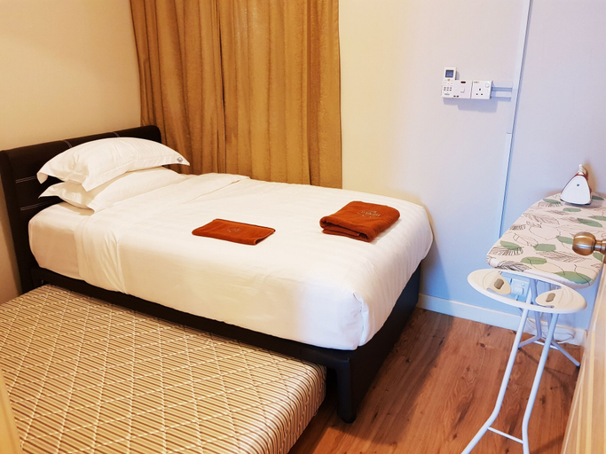 Bedroom 3, TnJ Home, Penampang
