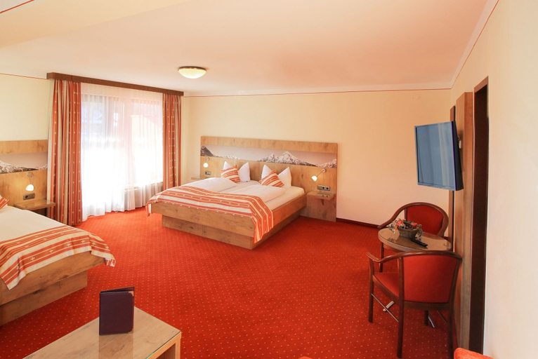 Bedroom 3, Alpenhotel Brennerbascht, Berchtesgadener Land