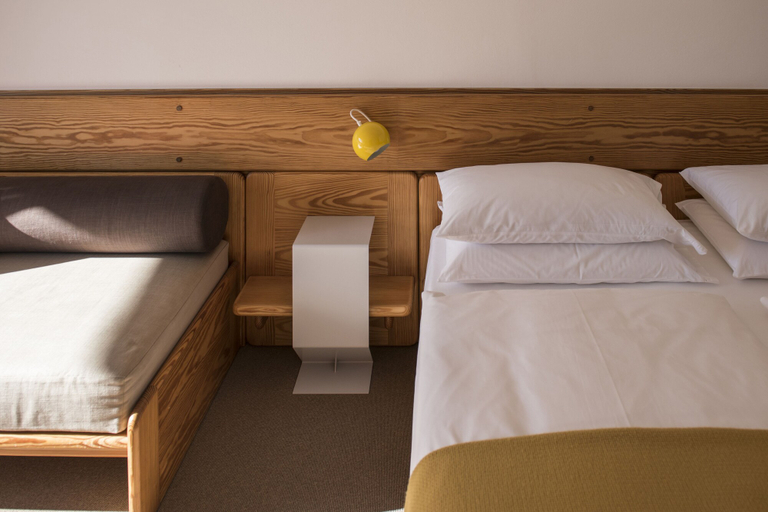 Bedroom 3, Seehotel Ambach, Bolzano