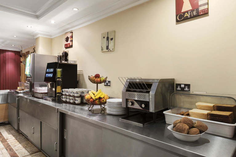 Food & Drinks 5, Days Inn by Wyndham London Hyde Park, London