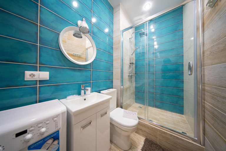 Bathroom 4, More Apartments na Tsvetochnoy 30 - 1, Sochi gorsovet