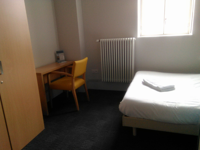Bedroom 4, Espace Bernadette Soubirous Nevers, Nièvre