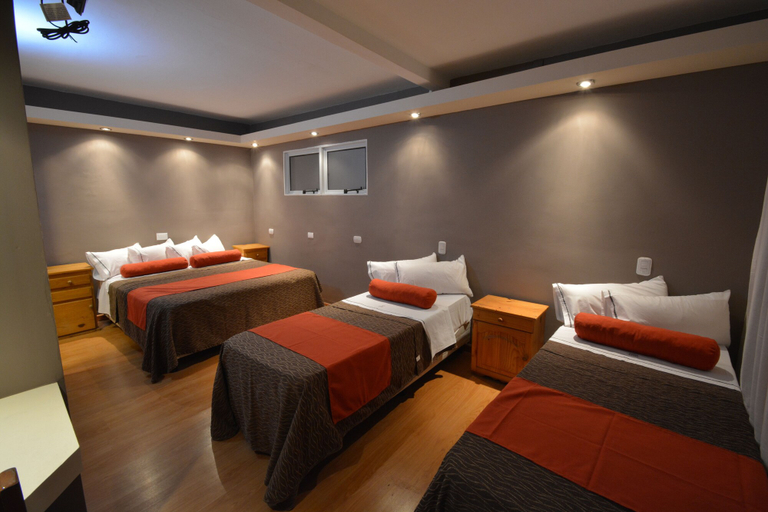Bedroom 2, Piazza Hotel, Santa María