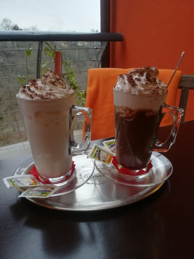 Food & Drinks 5, Cukrarna Hostel, Kranj