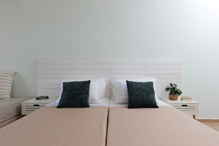 Bedroom 2, Marina Beachfront Apartment by Konnect, Ipsos Corfu, Ionian Islands
