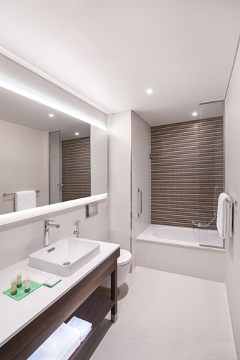 Bathroom 4, Hyatt Place Wasl District Residences, Dubai