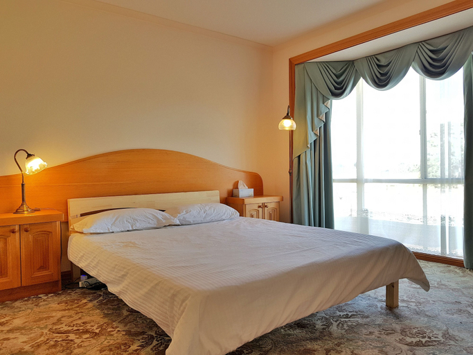 Bedroom, Impressive Hobby Farm Close in Bungaree, Moorabool - West
