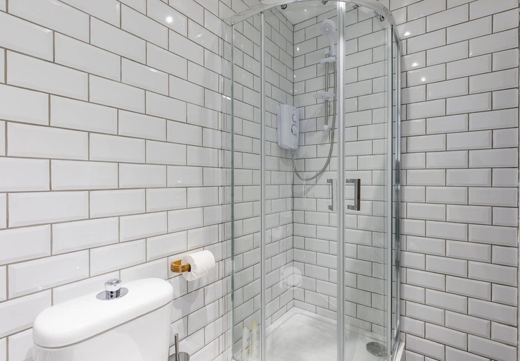 Bathroom 3, Old Compton Street Apartments, London