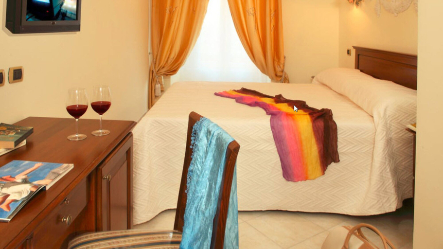 Bedroom 2, Hotel De Monti, Rome