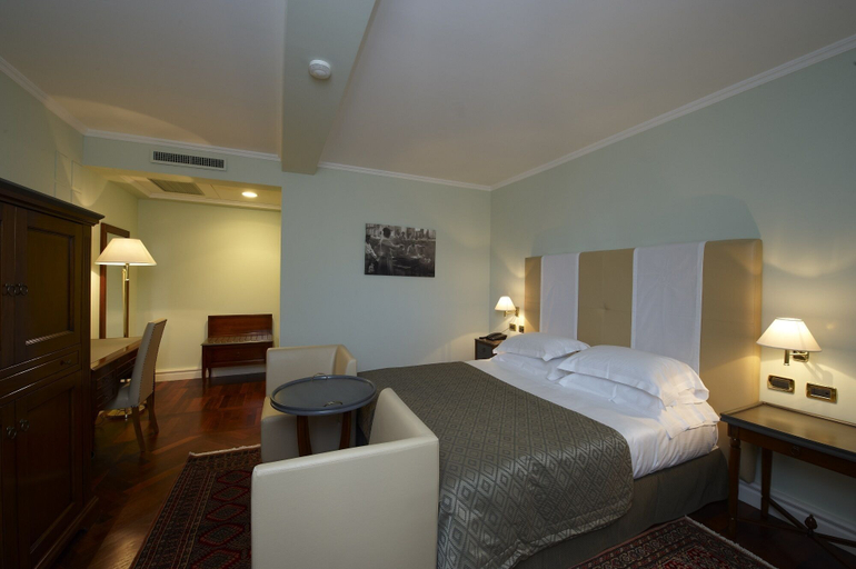 Bedroom 3, Grand Hotel Piazza Borsa, Palermo