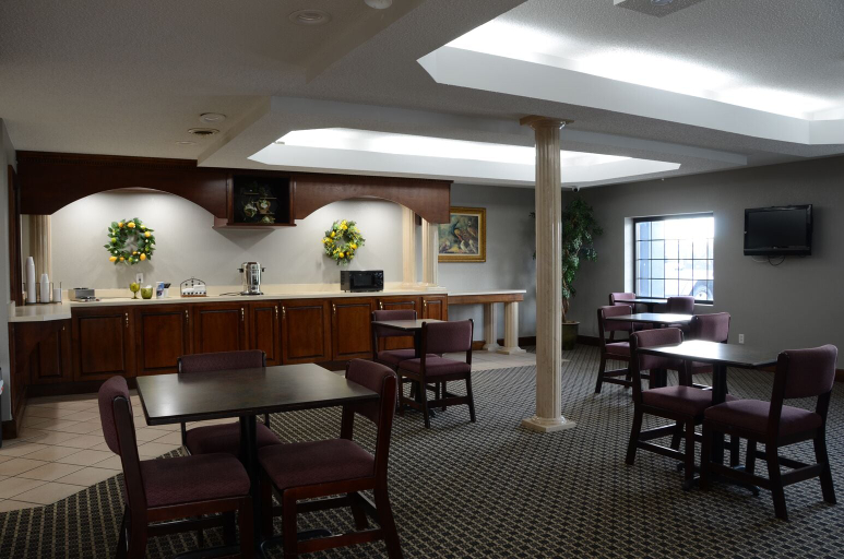 Food & Drinks 5, Gateway Inn and Suites, Montgomery