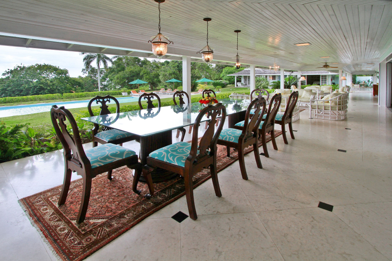 Food & Drinks 4, Sea Island, 6BR by Jamaican Treasures
