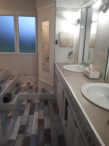 Bathroom 5, La Longère des Nuits de Varenne, Seine-Maritime