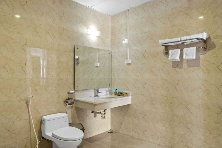 Bathroom 5, Nara Hotel, Bắc Ninh