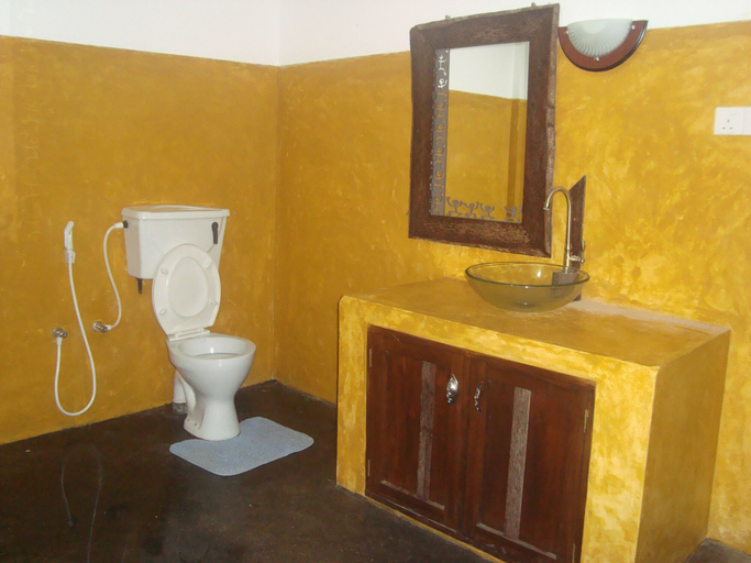 Bathroom, Mahawewa Nature Resort and SPA, Tangalle