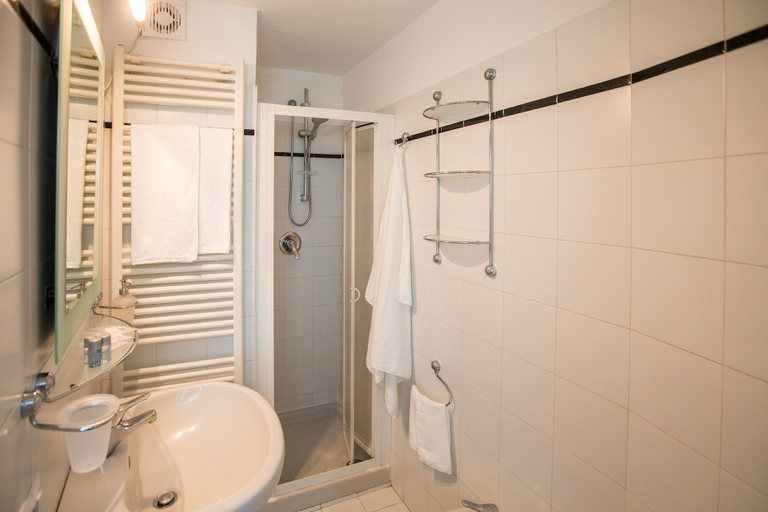 Others 3, Home Hotel - Santa Marta 6, Milano