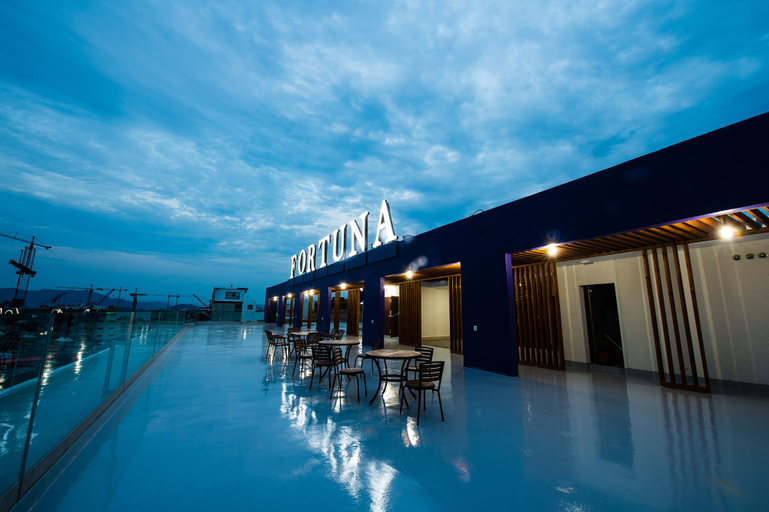 Exterior & Views 2, Fortuna Hotel, Tongyeong