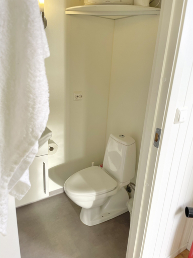 Bathroom 4, Sjøberg Hotell og Ferieleiligheter, Rennesøy